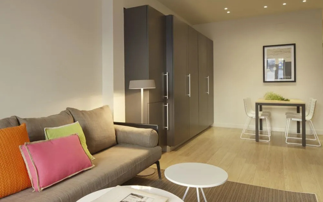 Easo Suite 3 Apartment by FeelFree Rentals