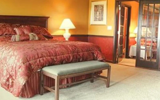 Moon Shadow Bed & Breakfast