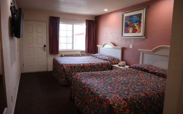 Capri Motel