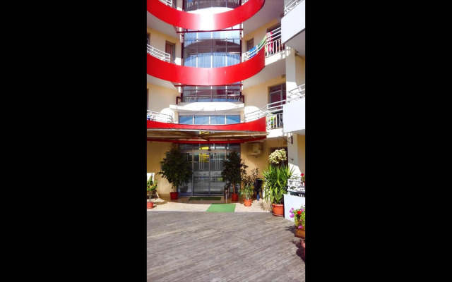 Central Plaza Studio