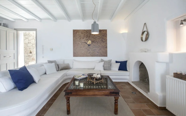 Mykonos Villas by Stylish Stays