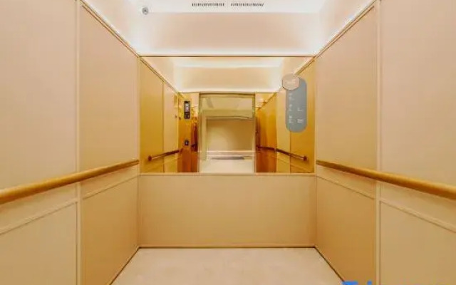 HanTing Hotel (Nanjing Olympic Sports Center Alibaba Center)