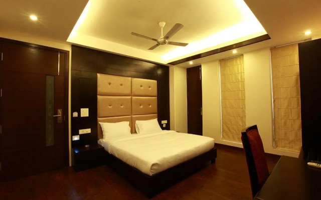 Jasola Suites And Apartments