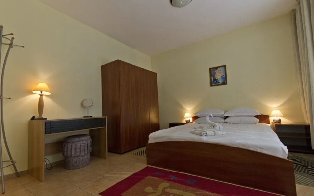 Sofia Inn Apartments Residence