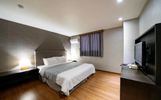 i-CHECK Hotel