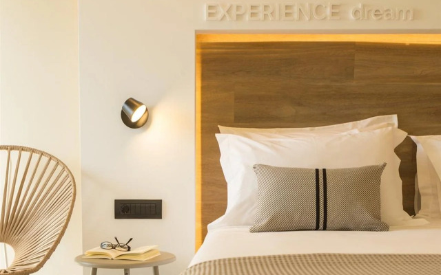 Carian Hotel