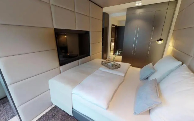 White Pearl Apartment 3.07