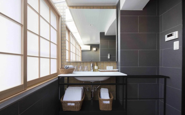 Resi Stay Gion Shijo