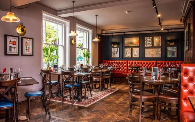 Harper's Steakhouse with Rooms, Haslemere