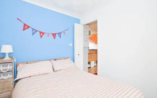 32 Sandown Bay Holiday Centre