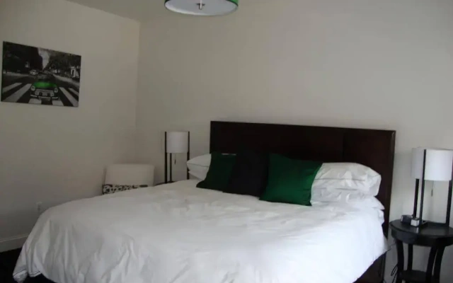 BlancNoir Bed & Breakfast
