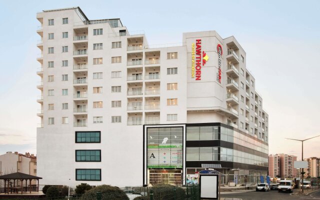 Hawthorn Suites by Wyndham Cerkezkoy Турция, Йолчаты - отзывы, цены и фото номеров - забронировать отель Hawthorn Suites by Wyndham Cerkezkoy онлайн вид на фасад