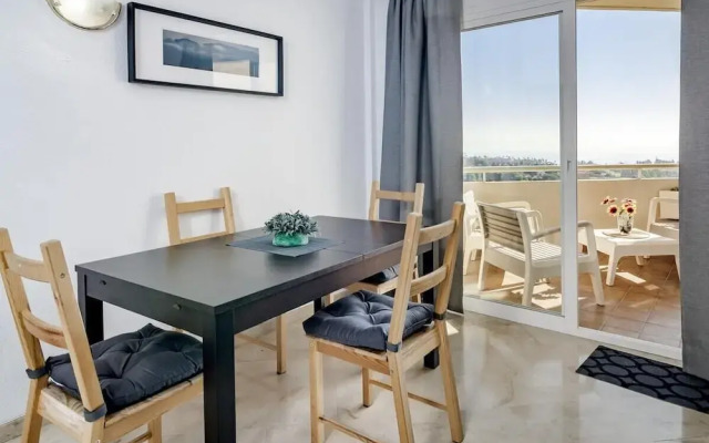 LL- 1 Bedroom apt Close to Laguna Village Estepona