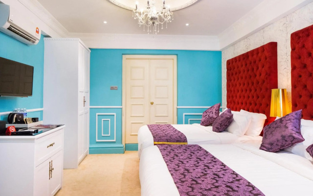 Apple Heritage Hotel