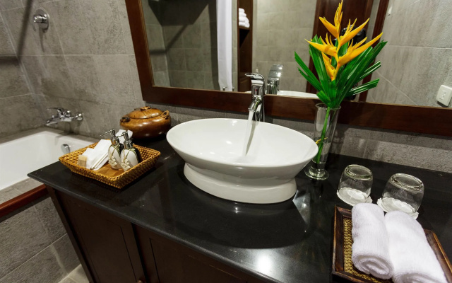 Riverside Boutique Resort, Vang Vieng
