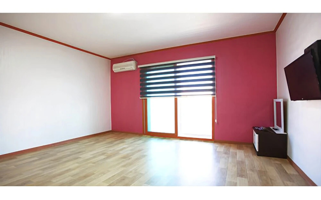 Sokcho Full House Pension