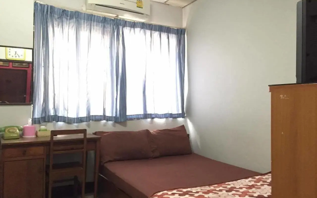 Tapaeinn Hotel