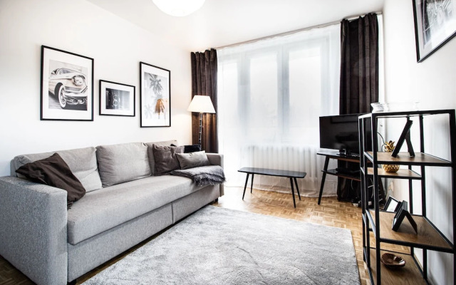 Saska Kepa Velvet Apartment