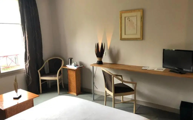 Logis Auberge Saint Thégonnec & son Restaurant