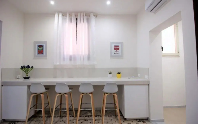 De Nobili's Apartment