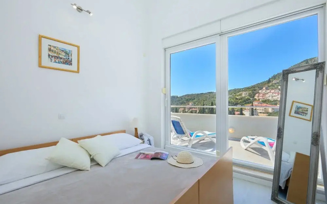 Blue Bay Apartment