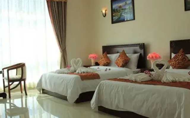 Khollywood Hotel