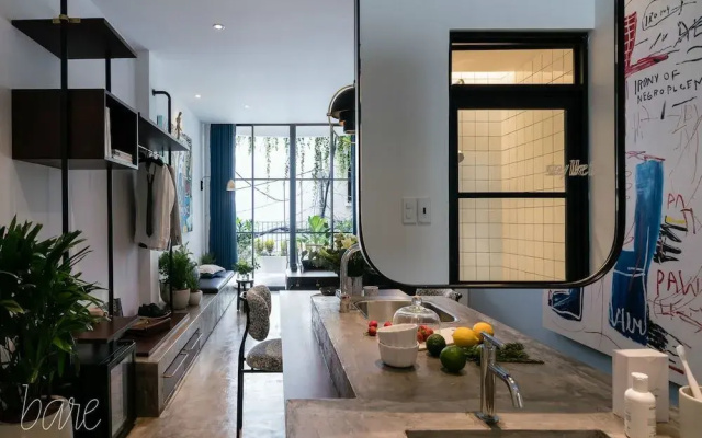Bare Gallery Boutique Stays
