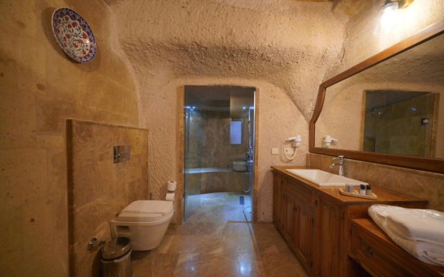 Maya Cave Hotel