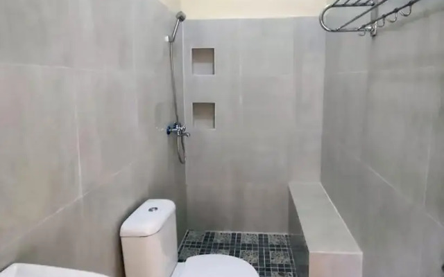 Bakom Inn Syariah Ciawi - Bogor, Standard Double Room 7