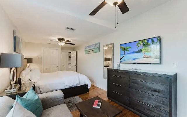 Nola Apartment