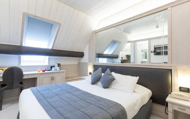 Hotel Croce Bianca