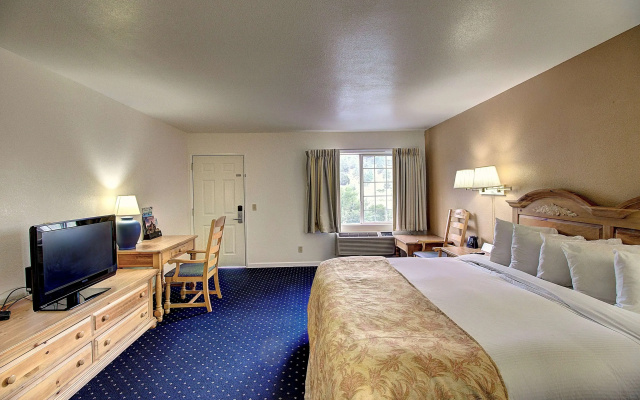 Days Inn by Wyndham Lolo / Missoula Area