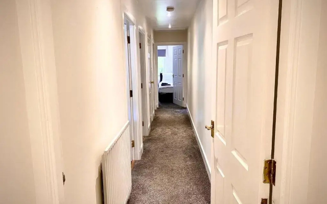 Grampian Serviced Apartments - Treetops Apartment - Lesmurdie House