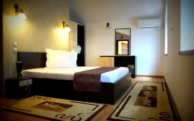 Hotel Delta Est