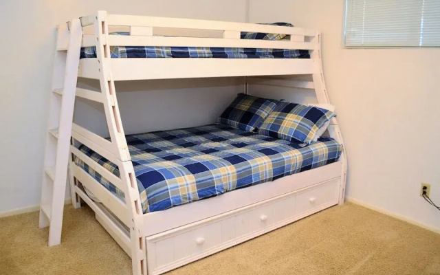 Gulf Shore Condo #517 2 Bedrooms 2 Bathrooms Condo by Redawning