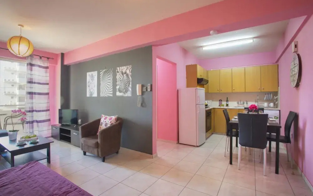 Mackenzie Rose Suite