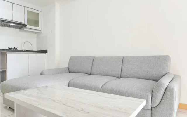 Homey And Modern Design 2Br Apartment At M-Town Residence
