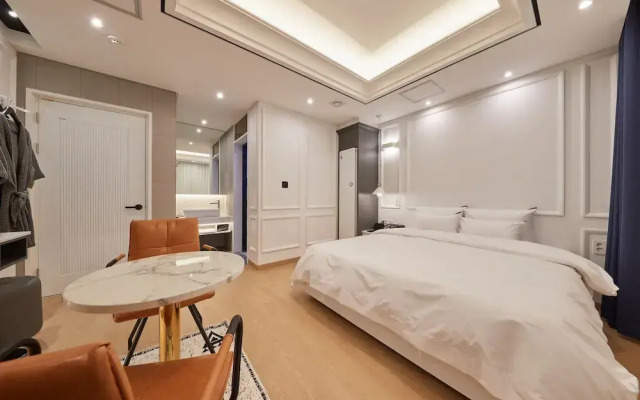 Hotel Hive Inn
