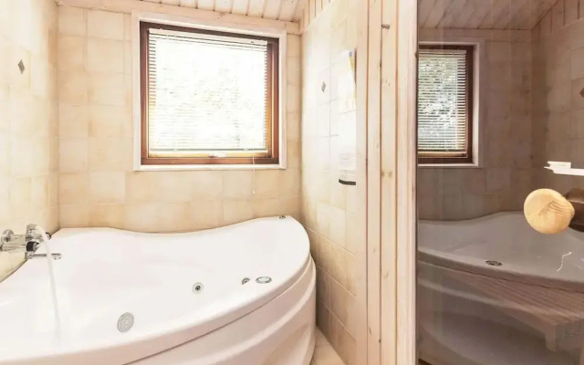 8 Person Holiday Home in Fjerritslev-by Traum