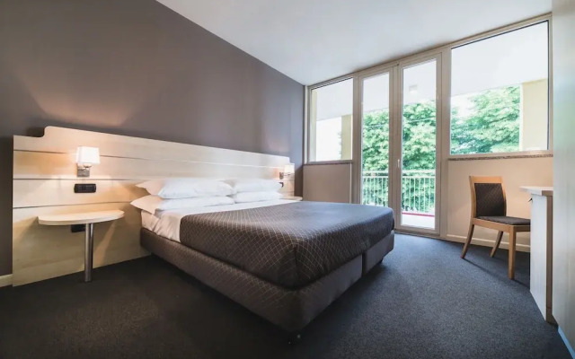 Hotel Giallo