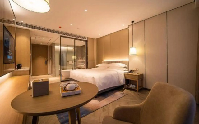 Lanhai Longyue Hotel