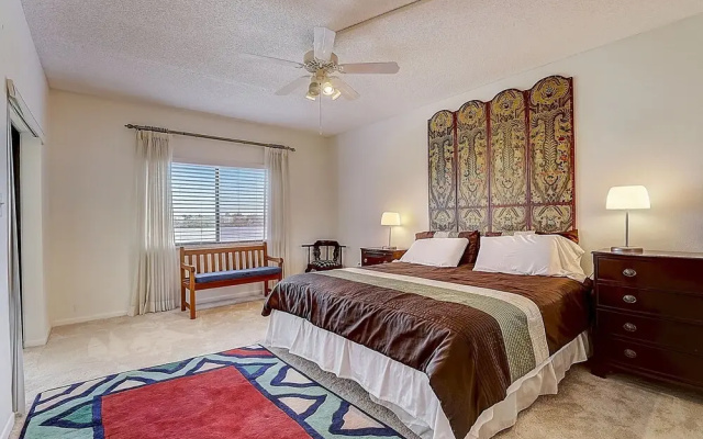 Buttonwood Bliss 2 Bedroom Condo by RedAwning