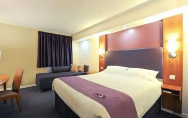 Premier Inn Blackburn North West