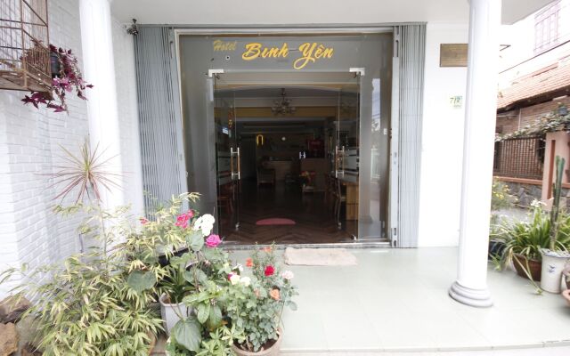 Отель Binh Yen Hotel Вьетнам, Далат - 1 отзыв об отеле, цены и фото номеров - забронировать отель Binh Yen Hotel онлайн вид на фасад