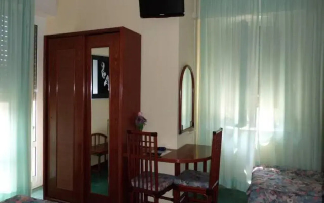 Executive 2 Splitted Flats H5T 3Bedrooms & Balcony Sea View