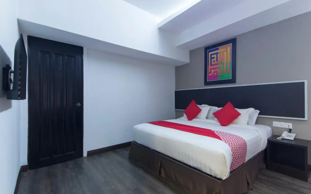 Hotel Midaris