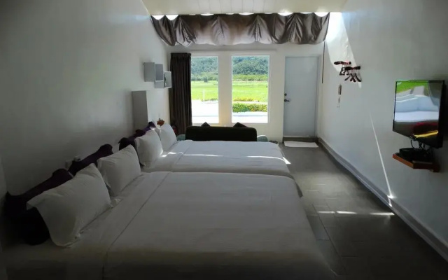 Small House Villa