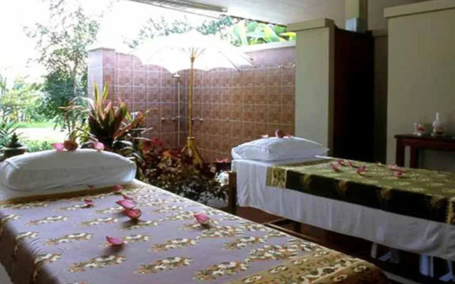 The Imperial River House Resort