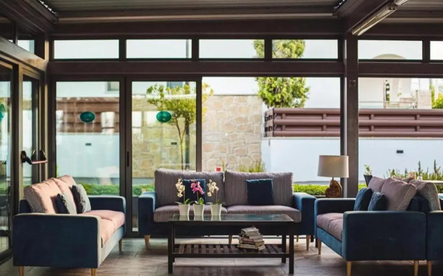 Latchi Escape Hotel & Suites