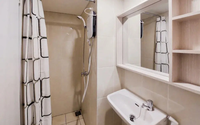 Cozy And Comfort Living 1Br At M-Town Residence